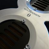 Audiovector R11 double tweeter 2010 Close-up